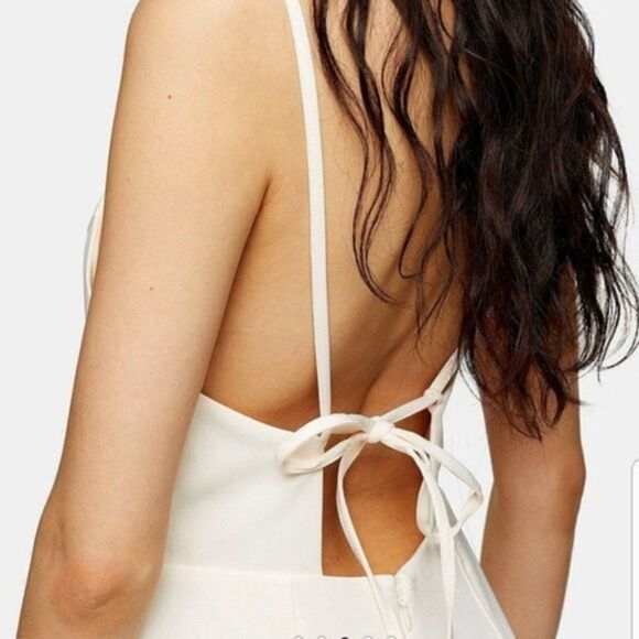 TOPSHOP Cross Back‎ Strappy Jumpsuit - Picture 3 of 7